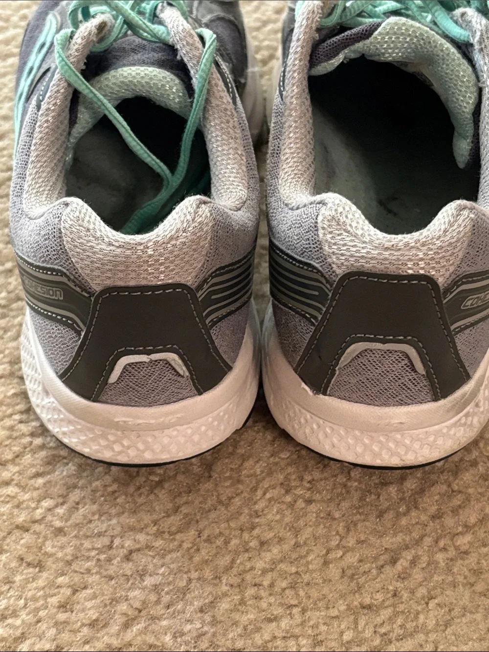 Saucony Women's Gray and Mint Athletic Running Shoes